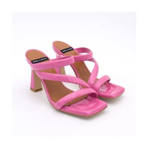 Cameron - Sandalias De Piel Brillante Con Tiras Anchas Acolchadas Y Tacon Alto