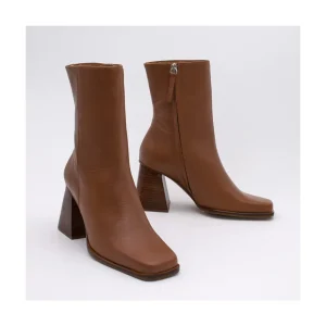 Oconnor - Botin De Piel Con Tacon Ancho Con Cremallera